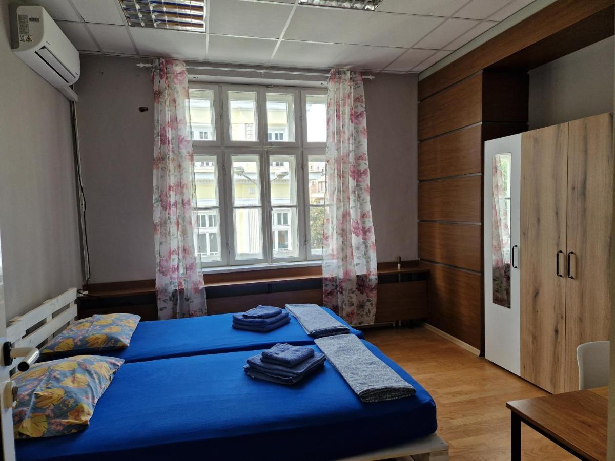 Lambo'S Corner Varna - Guest Rooms Eksteriør bilde